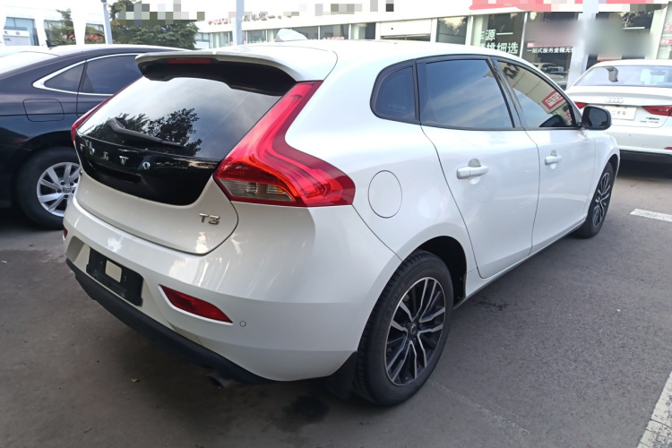 沃尔沃V40 2017款 T3 智逸版车身外观6005