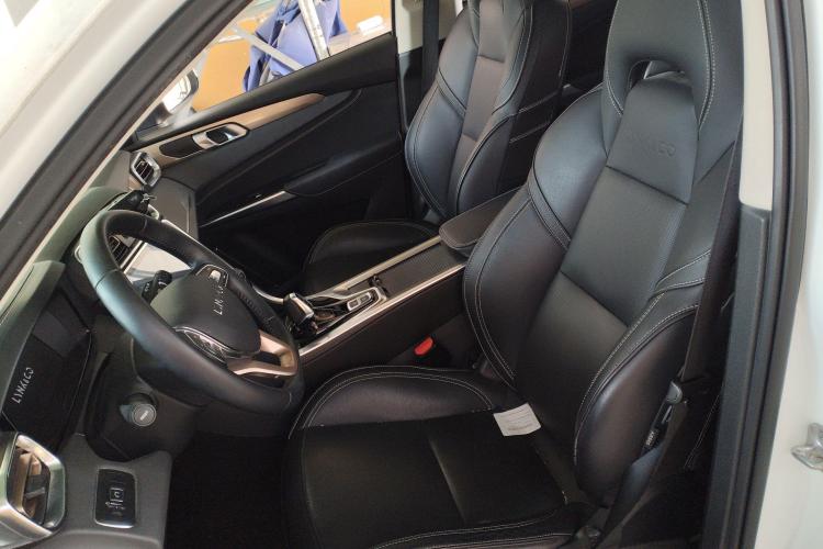 领克01 2017款 2.0T 两驱型Pro版局部细节19