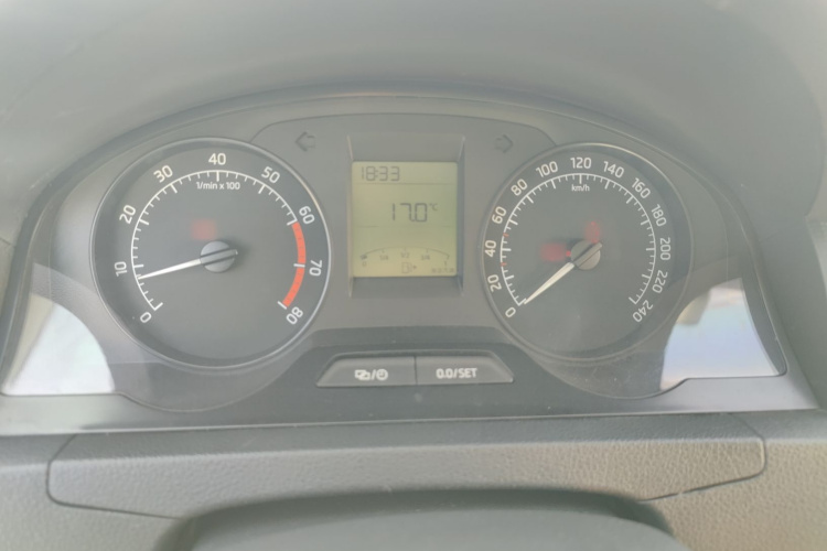 斯柯达 昕锐 2016款 1.4L 手动前行版局部细节14