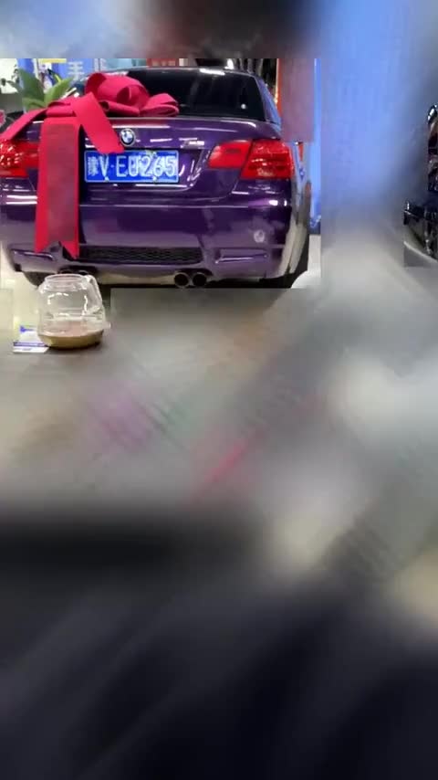 奔驰C级 2022款 C 200 L 运动版讲解1