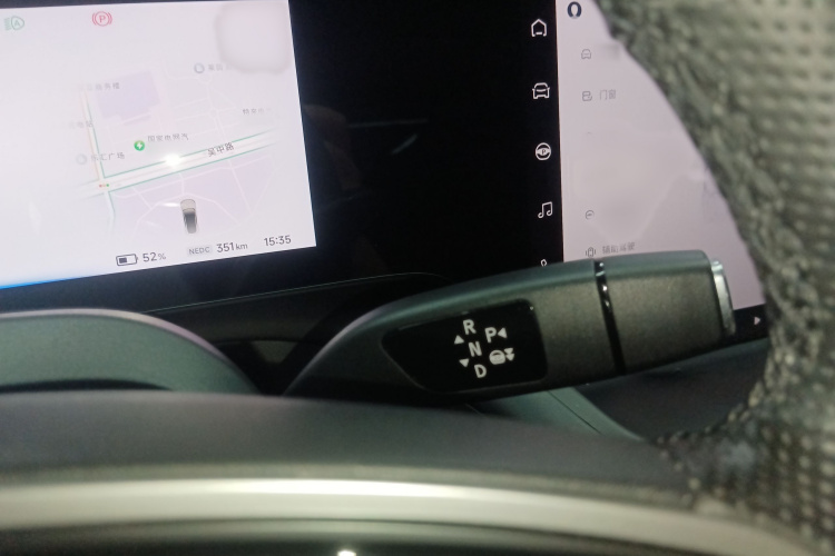 小鹏P7 2020款 670E局部细节18