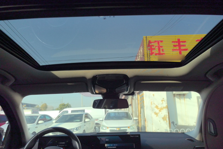 宝马i3 2024款 eDrive 40 L 曜夜套装中控内饰22