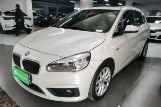 宝马2系旅行车 2016款 220i 领先型