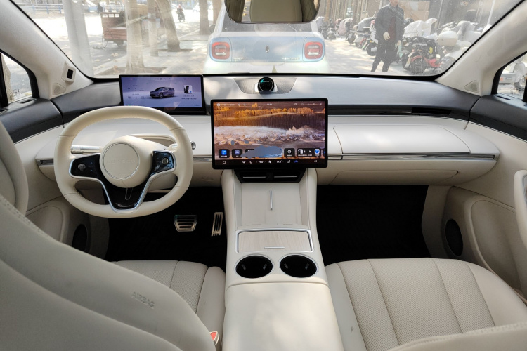 鸿蒙智行 智界R7 2024款 纯电 736km UItra中控内饰12