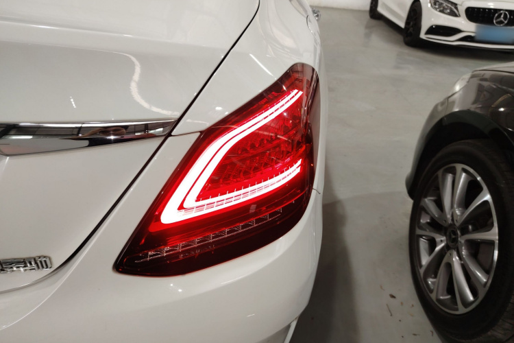 奔驰C级 2021款 C 200 L 时尚型运动版车身外观6006