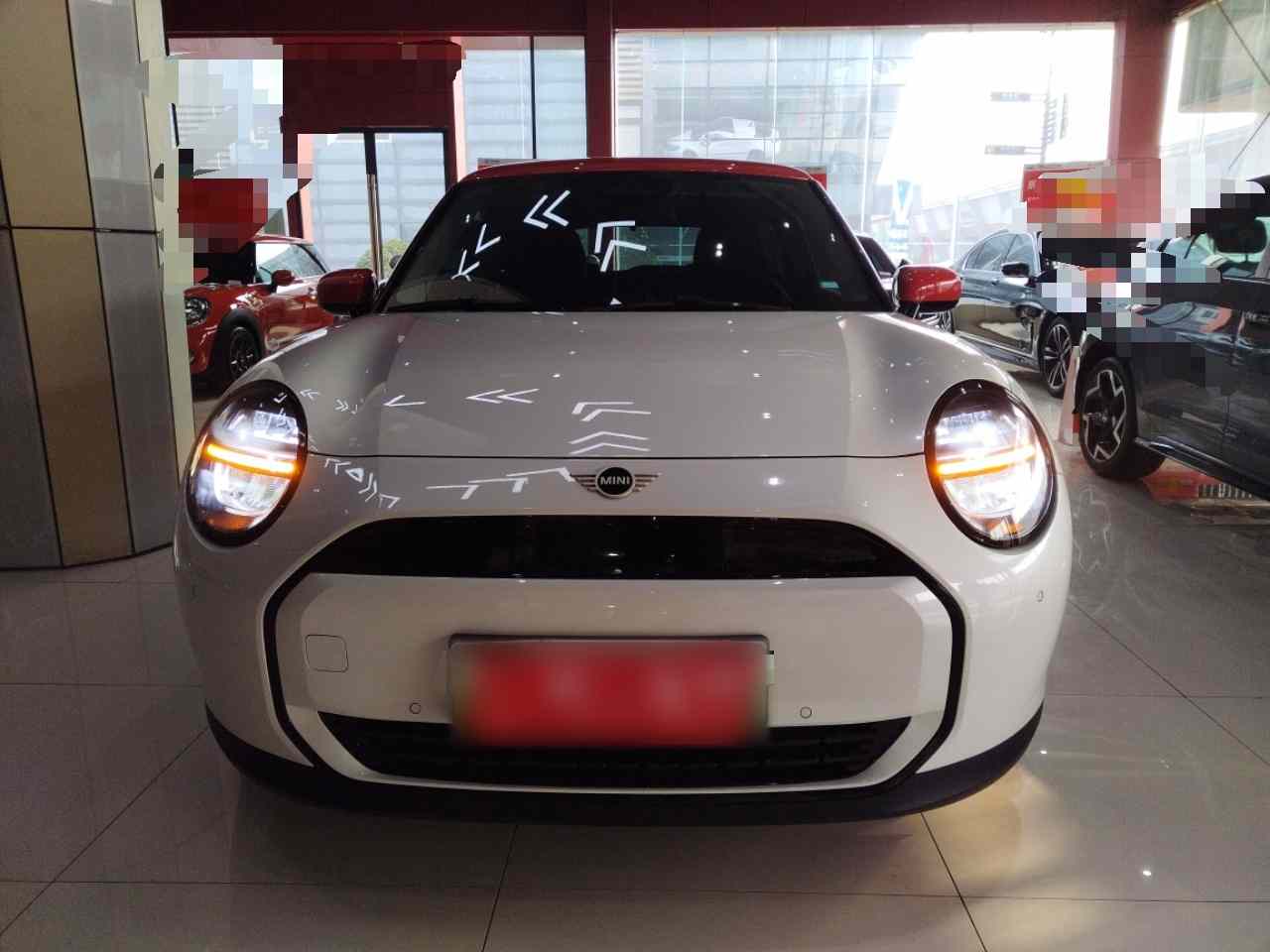电动MINI COOPER 2024款 456km COOPER E 经典派(1)
