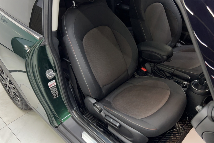 MINI 2018款 1.5T ONE PLUS局部细节41