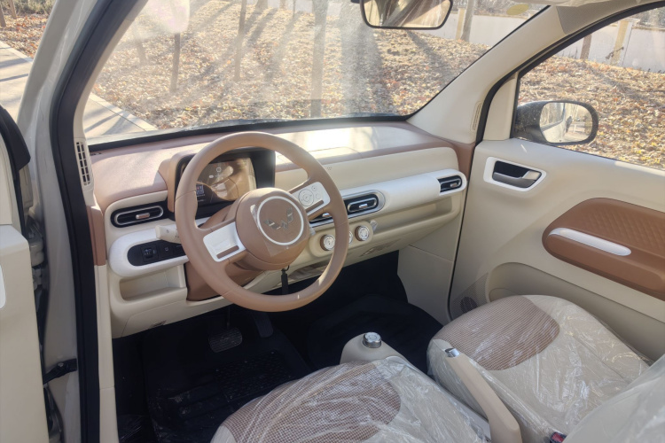 五菱汽车 宏光MINIEV 2024款 第三代 215km 青春版中控内饰7004