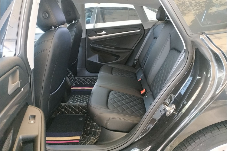 大众 2022款 凌渡L 280TSI DSG热辣版中控内饰21