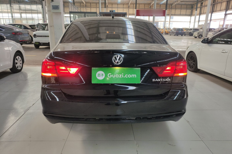 大众 桑塔纳 2018款 1.5L 手动风尚版车身外观6