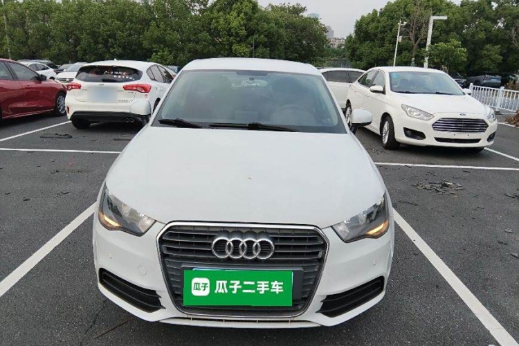 奥迪A1 2014款 30 TFSI Sportback时尚型车身外观6001