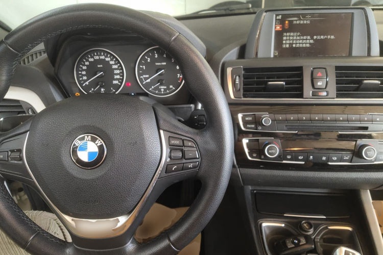 宝马2系(进口) 2015款 218i 敞篷轿跑车中控内饰12