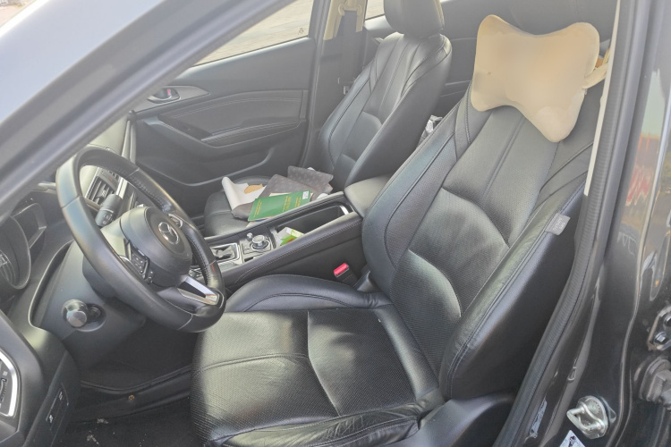 马自达3 昂克赛拉 2017款 三厢 2.0L 自动尊贵型 国VI中控内饰19