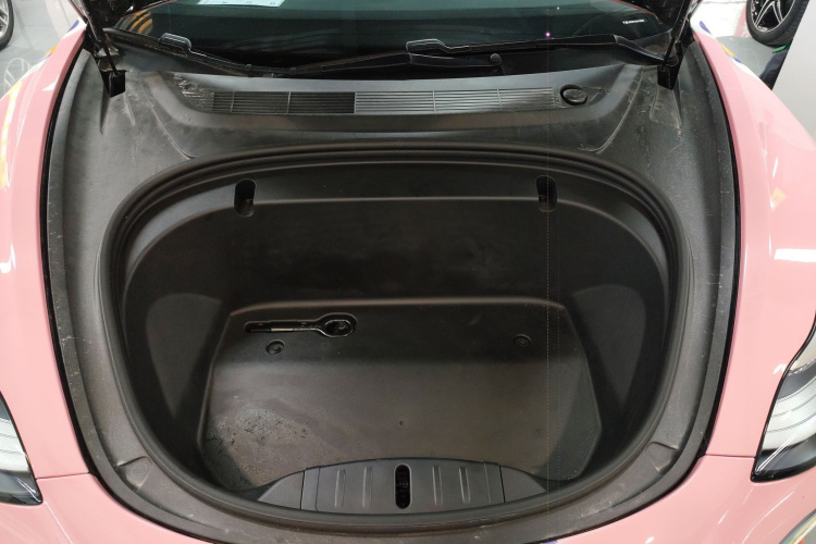 特斯拉 Model 3 2020款 改款 标准续航后驱升级版机舱底盘24