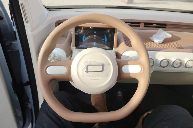 奔腾小马 2026款 222km 萌趣马 Plus中控内饰13