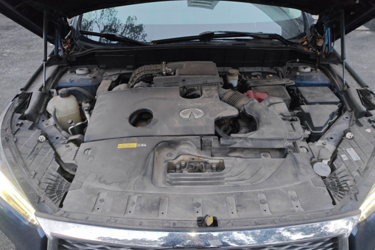 英菲尼迪QX50 2018款 2.0T 两驱时尚版局部细节24