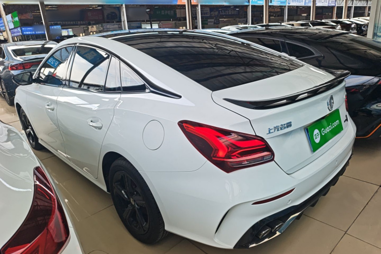 名爵 MG5天蝎座 2022款 1.5T Trophy运动旗舰版车身外观4