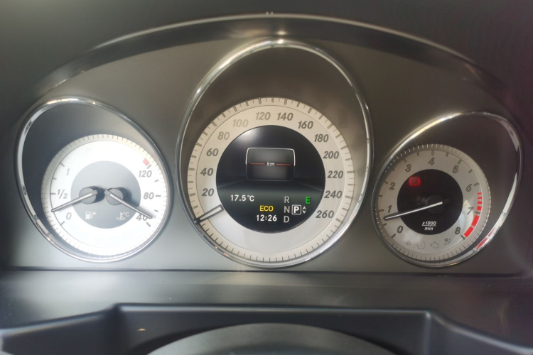 奔驰GLK级 2015款 GLK 260 4MATIC 动感型 极致版局部细节14