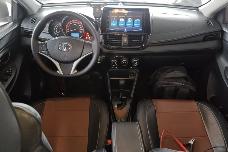 丰田 威驰 2022款 1.5L 20周年纪念版中控内饰12