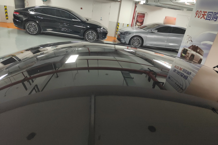 特斯拉 Model Y 2022款 长续航全轮驱动版局部细节57