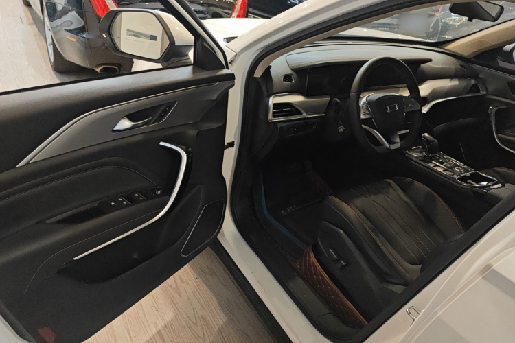 奔腾T77 2023款 1.5T 自动豪华型中控内饰20