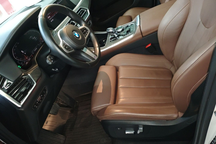 宝马X5(进口) 2019款 xDrive40i M运动套装中控内饰19