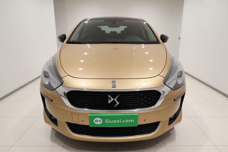 DS 5 2015款 1.8T 60周年限量版THP200车身外观2