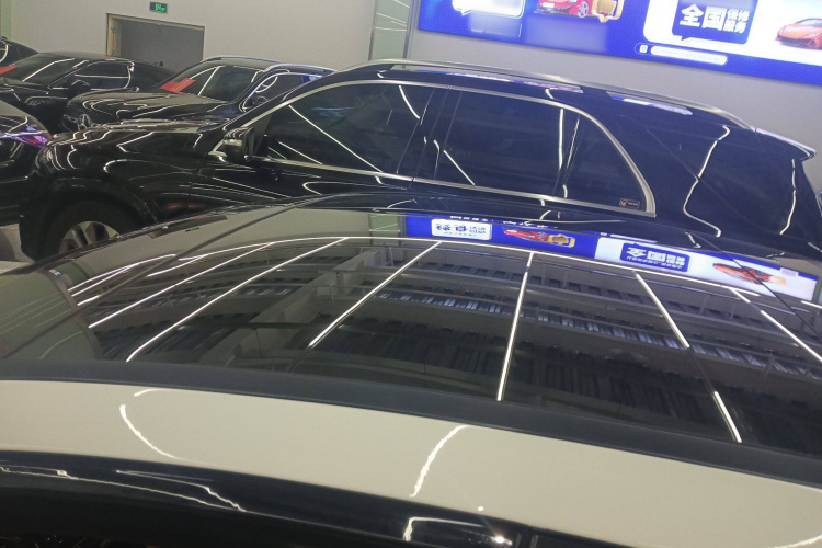 奔驰C级 2022款 改款 C 260 L 运动版局部细节57