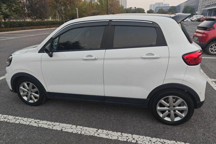 零跑汽车 零跑T03 2022款 星钻版车身外观4