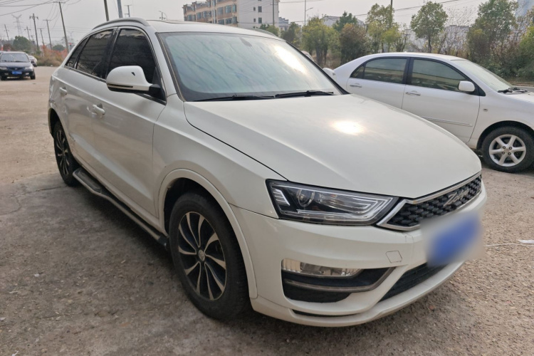 众泰SR7 2016款 1.5T CVT魔方之心版 国V车身外观3