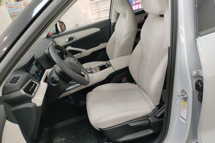 比亚迪 元UP 2024款  401KM 活力版局部细节19