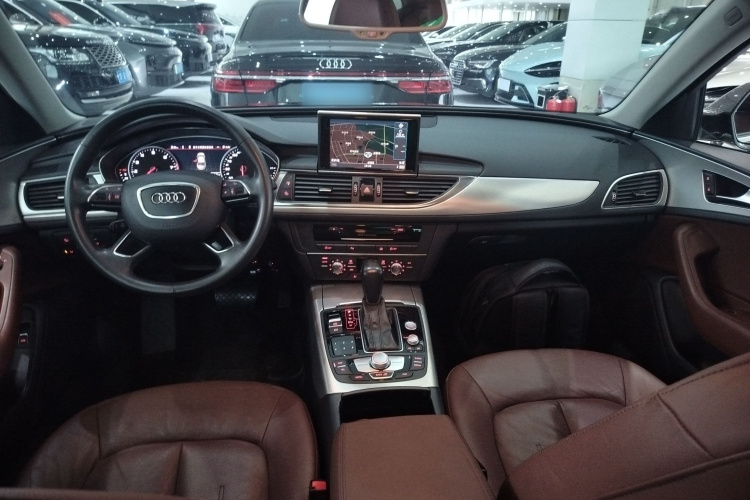 奥迪A6L 2018款 30周年年型 35 TFSI 时尚型中控内饰12