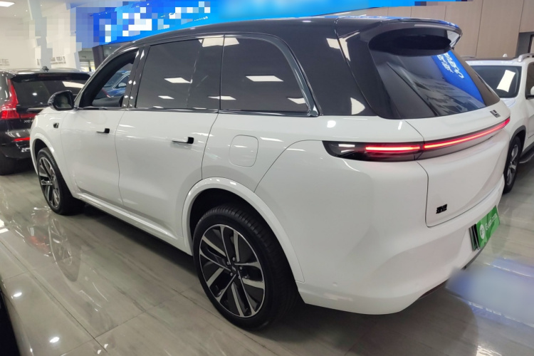 理想汽车 理想L8 2023款 Pro车身外观4