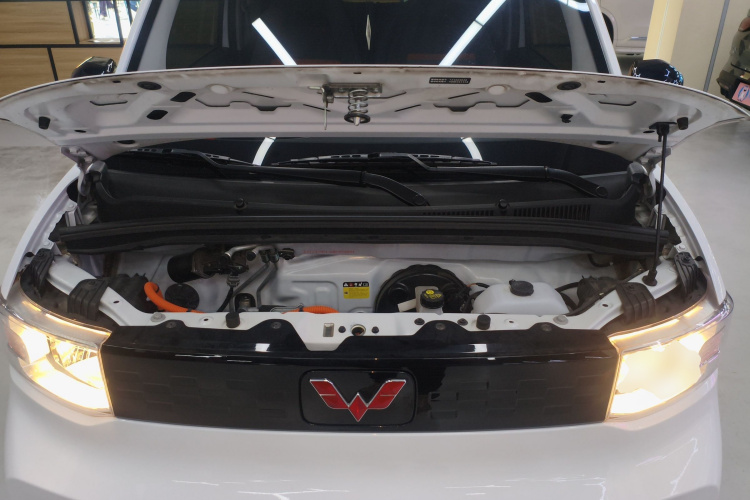 五菱汽车 宏光MINIEV 2020款 悦享款 磷酸铁锂机舱底盘24