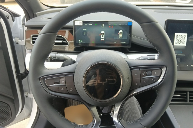 比亚迪 海豹06新能源 2025款 DM-i 智驾版 80KM豪华型中控内饰7002