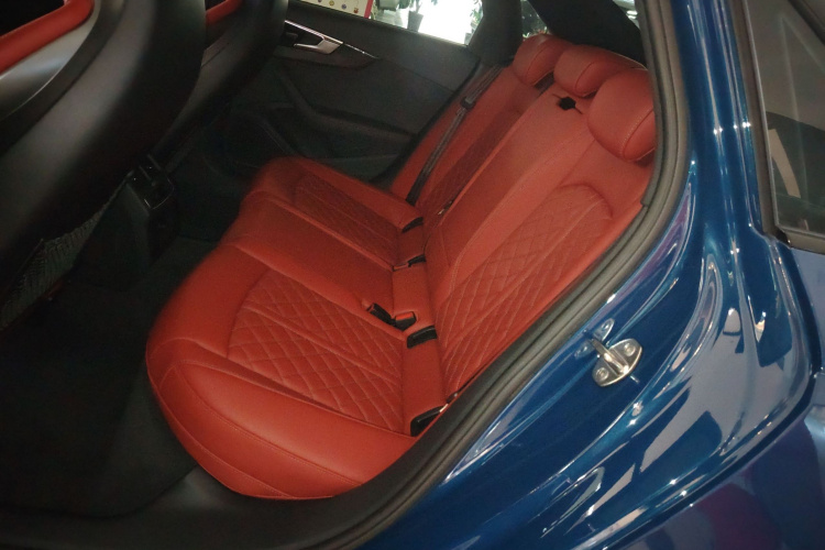 奥迪S4 2023款 S4 3.0TFSI中控内饰21