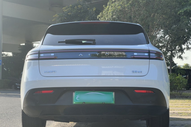 鸿蒙智行 问界M5 2022款 增程后驱标准版车身外观6004