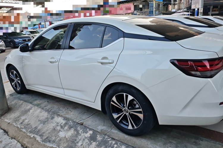 日产 轩逸 2021款 1.6L XL CVT悦享版车身外观4