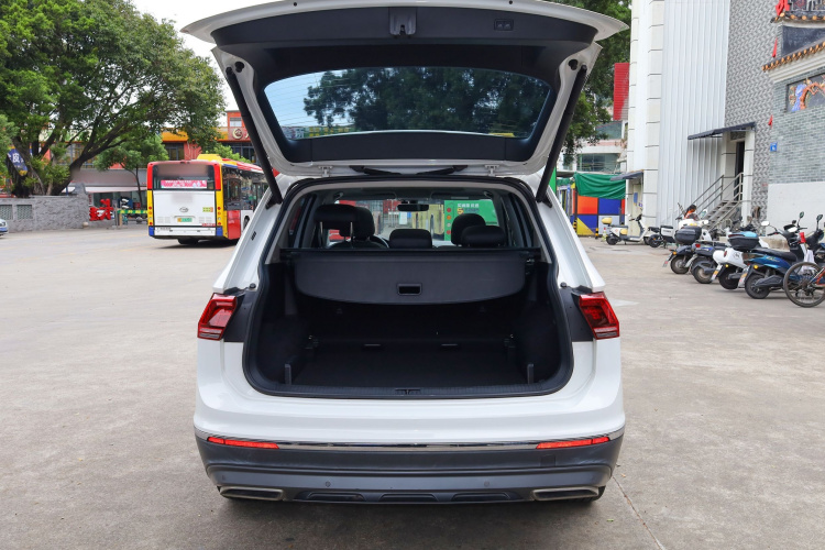 大众 途观L 2018款 380TSI 自动四驱旗舰版局部细节23