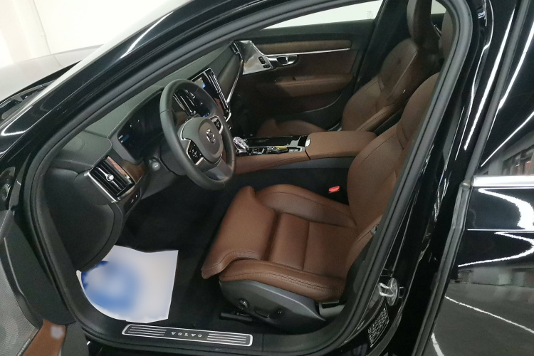 沃尔沃S90新能源 2025款 插电式混动 四驱长续航智雅豪华版局部细节19