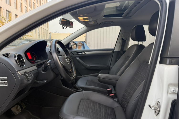 大众 捷达 2017款 1.5L 自动舒适型中控内饰7002