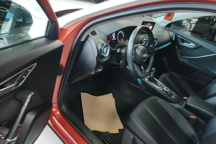 奥迪Q2L 2018款 35 TFSI 上市专享版 国VI中控内饰20