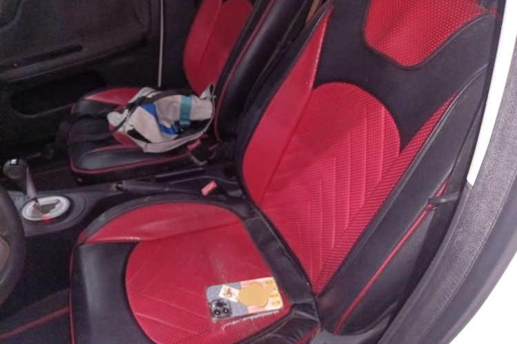 名爵3 2014款 1.5L AMT精英版中控内饰19