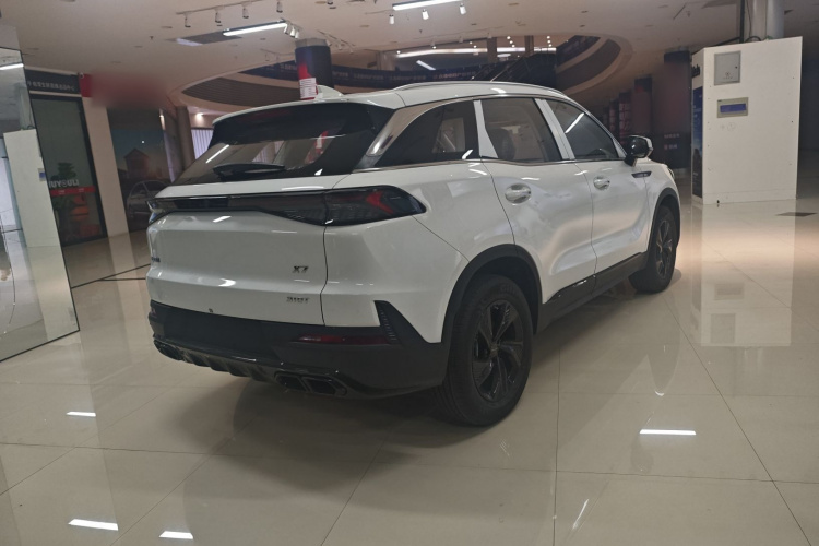 北京汽车 北京X7 2025款 1.5TD DCT乐享版车身外观6003