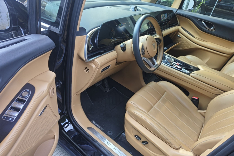 岚图汽车 岚图梦想家 2024款 PHEV 超长续航卓越版中控内饰20