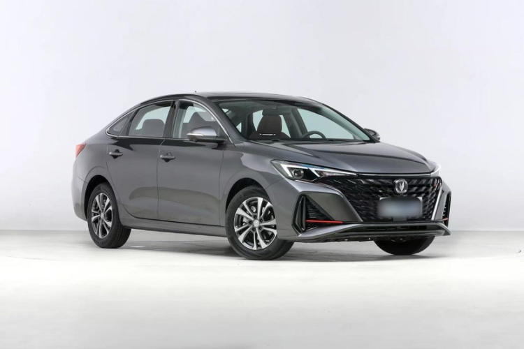 长安 逸动 2025款 PLUS 1.4T 双离合高能版车身外观6002