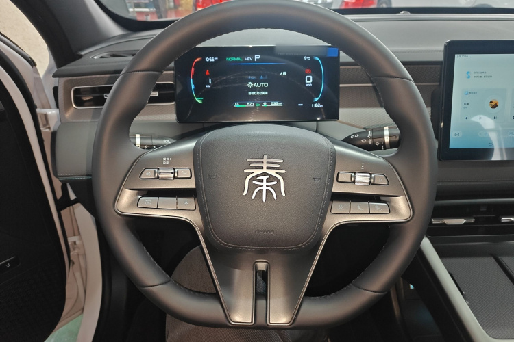 比亚迪 秦PLUS 2025款 DM-i 智驾版 55KM领先型中控内饰13