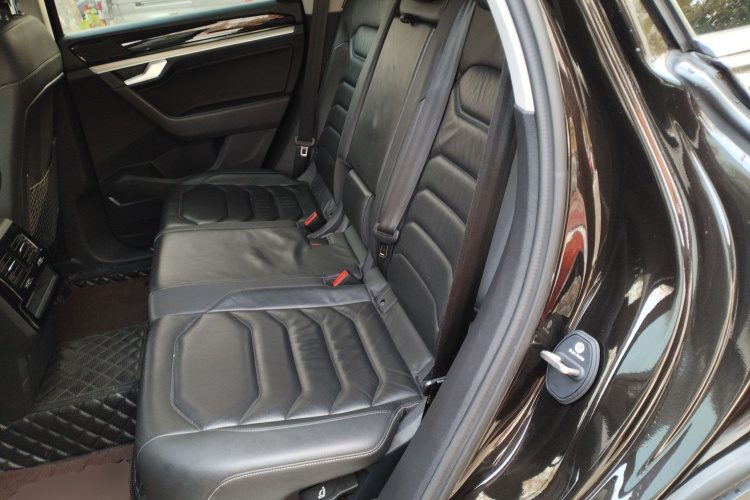 大众 途锐 2019款 2.0TSI 锐翼版 国V中控内饰21