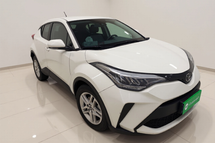丰田C-HR 2022款 2.0L 舒适版车身外观3