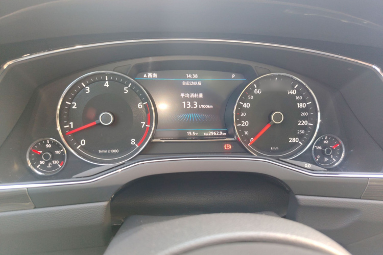 大众 辉昂 2016款 480 V6 四驱至尊版局部细节14